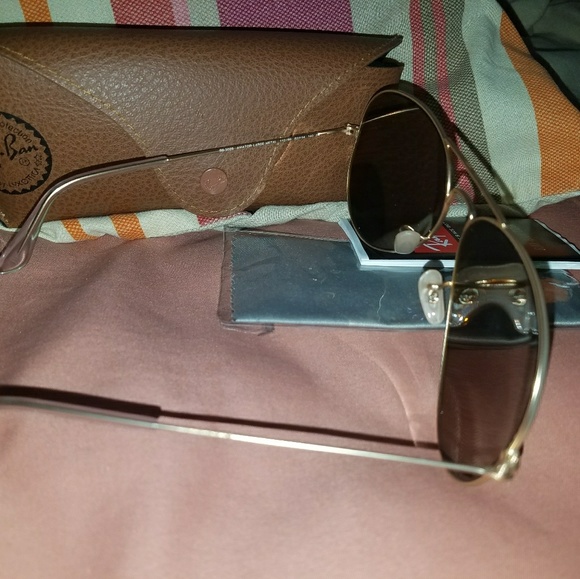 Ray Ban Aviator - Picture 3 of 4